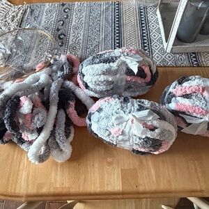 Chunky Knit Yarn and Craft Loops